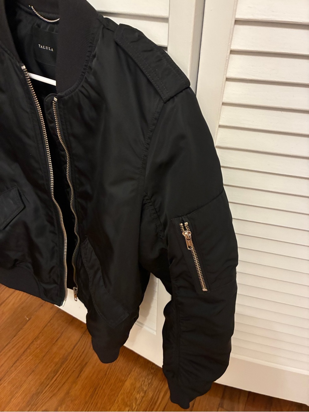 Aritzia - Talula Whitby Black Bomber Jacket with Zip Front - Picture 3 of 10